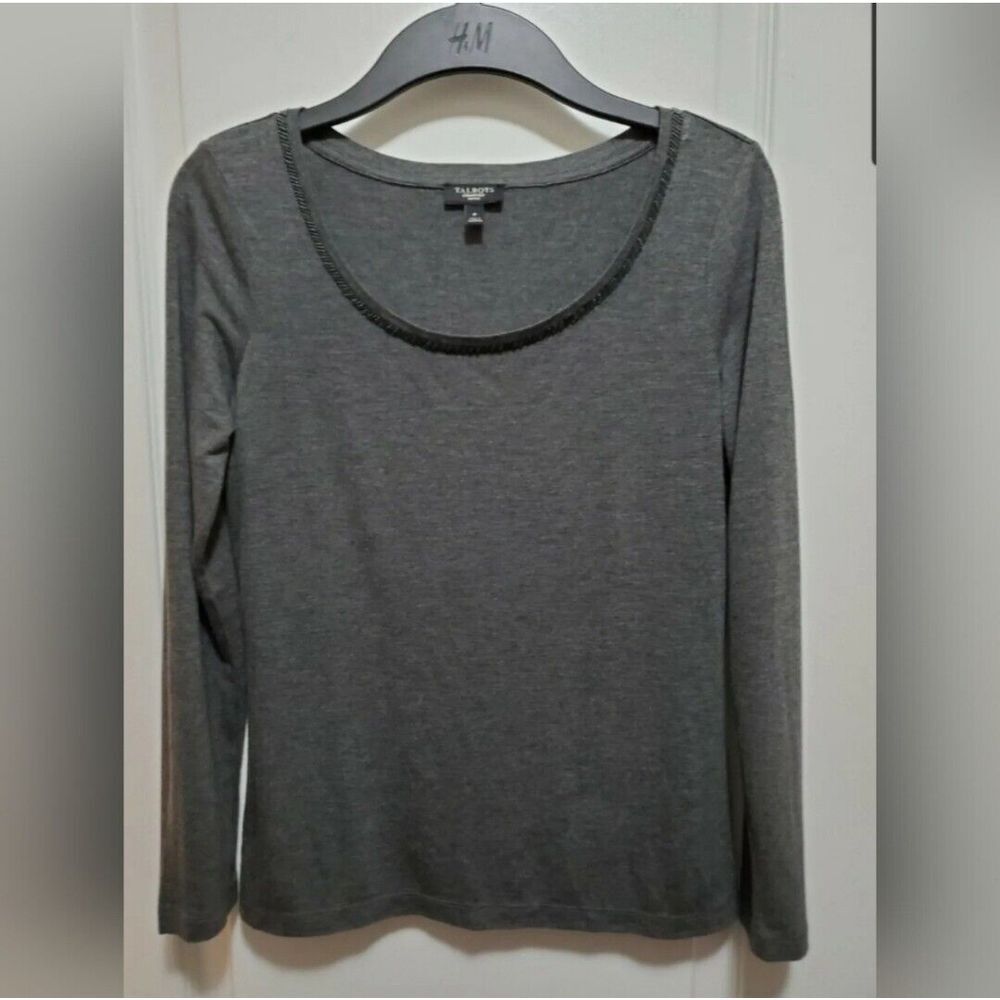 Talbots‎ petite Women's Top Embellished round neck Long Sleeve Rayon Gray Size P